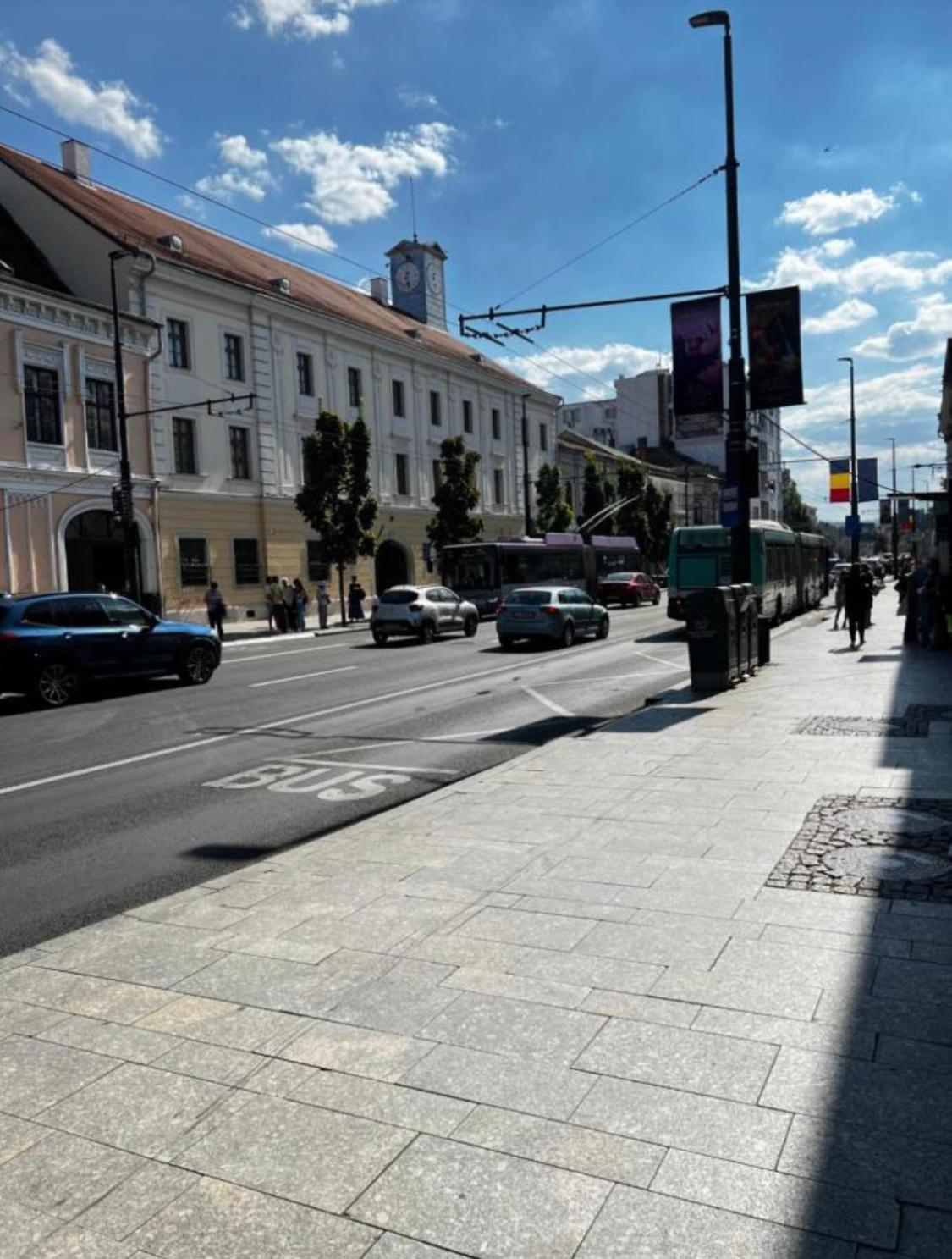 Ndl Downtown Lägenhet Cluj-Napoca Exteriör bild